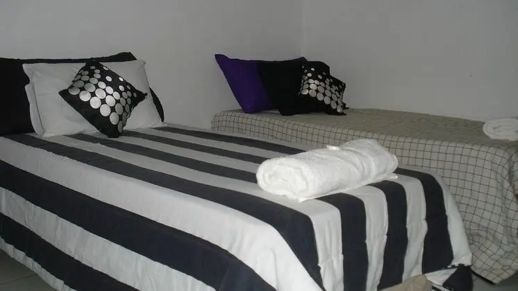 Deluxe Tek Büyük Yataklı Oda (with Shower 2)
