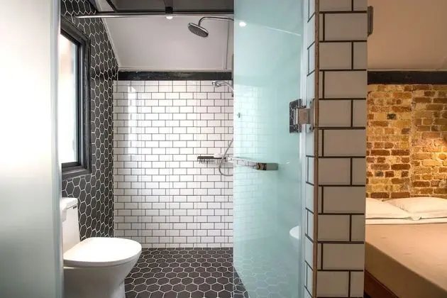 Deluxe Tek Büyük Yataklı Oda, Özel Banyo (Queen)