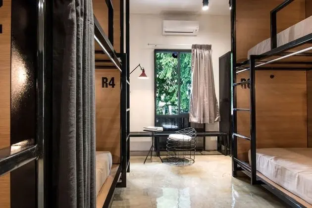 Ortak Ranzalı Oda, Karma Ranzalı Oda, Ortak Banyo