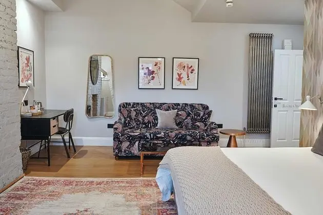 Deluxe Tek Büyük Yataklı Oda