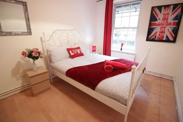 Basic Apart Daire, 5 Yatak Odası