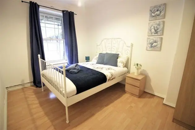Basic Apart Daire, 5 Yatak Odası