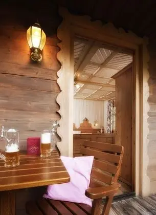 Tek Büyük Yataklı Oda, Balkon, Dağ Manzaralı