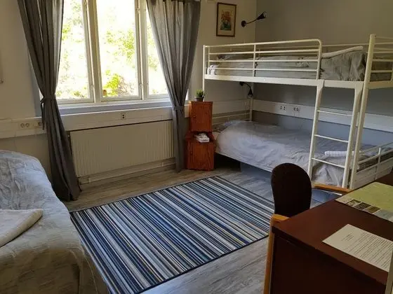 Üç Kişilik Oda, Ortak Banyo, Bahçe Manzaralı (Annexet)
