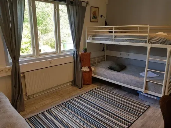Üç Kişilik Oda, Ortak Banyo, Bahçe Manzaralı (Annexet)