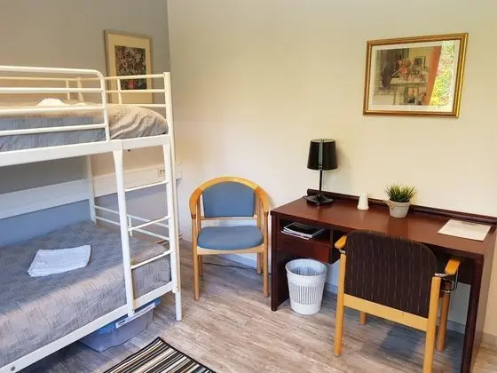 Üç Kişilik Oda, Ortak Banyo, Bahçe Manzaralı (Annexet)
