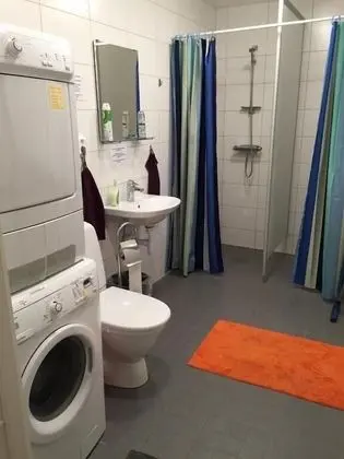 Basic Üç Kişilik Oda, Ortak Banyo