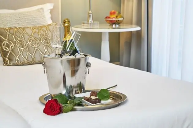 Comfort Tek Büyük Yataklı Oda, Bahçe Manzaralı