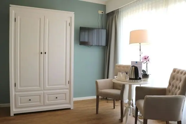 Comfort Tek Büyük Yataklı Oda, Bahçe Manzaralı