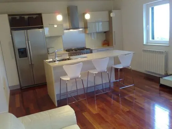 Luxury Apart Daire, Koy Manzaralı