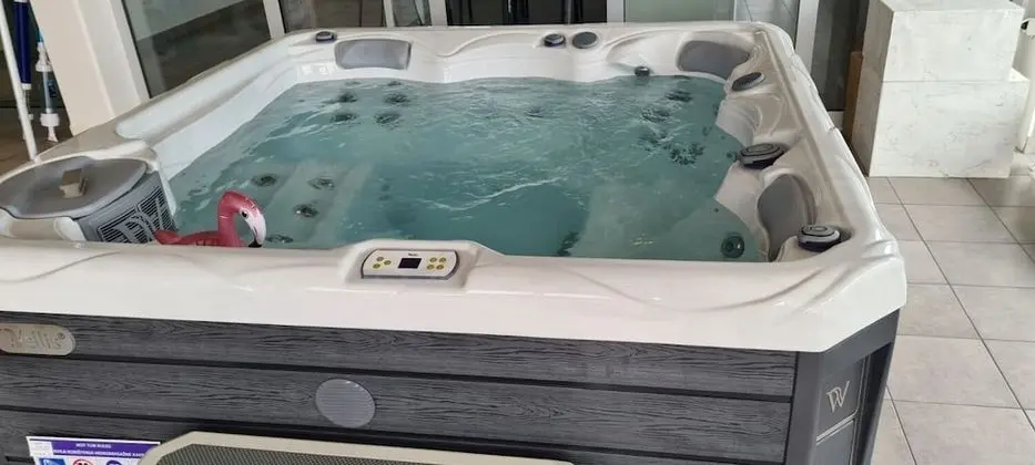 Ev (Bruna - rustic stone house - H(6))