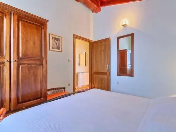 Ev (Bruna - rustic stone house - H(6))