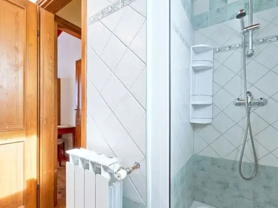 Ev (Bruna - rustic stone house - H(6))