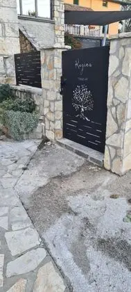 Ev (Bruna - rustic stone house - H(6))