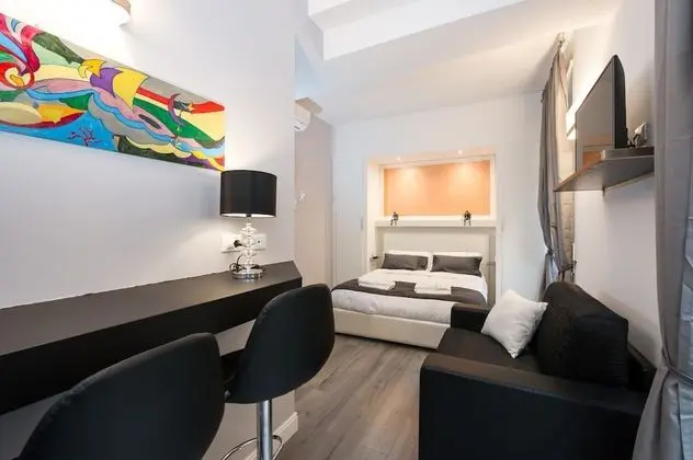 Standard Oda, Veranda