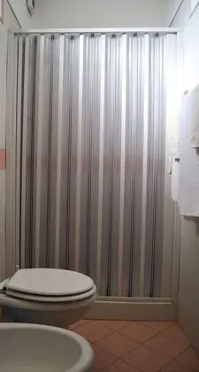 Classic Tek Büyük Yataklı Oda, Banyolu/Duşlu