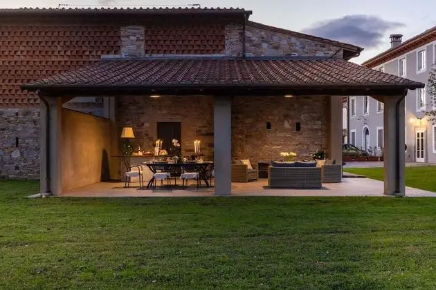 Villa, Sigara İçilebilir