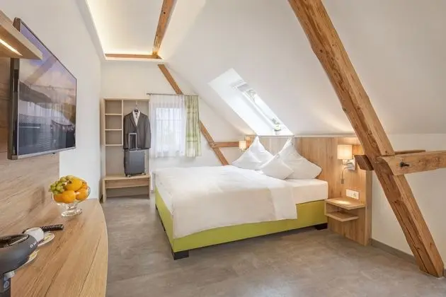 Comfort Tek Büyük Yataklı Oda