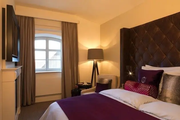 Süit, 1 Çift Kişilik Yatak