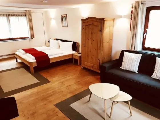 Süit, Özel Banyo, Bahçe Manzaralı