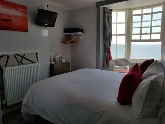 Premium Tek Büyük Yataklı Oda, Koy Manzaralı