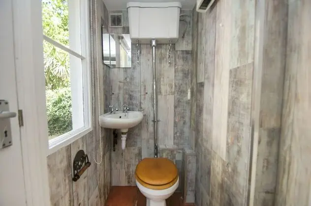 Kır Evi