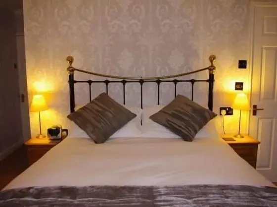 Tek Büyük Yataklı Oda, Banyolu/Duşlu