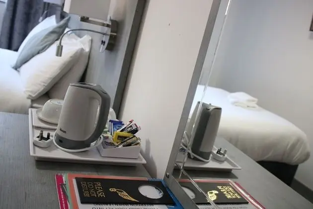 Standard Tek Büyük Yataklı Oda