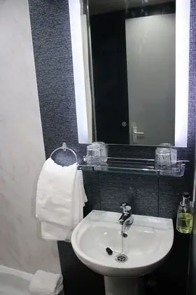 Tek Büyük Yataklı Oda (Compact)