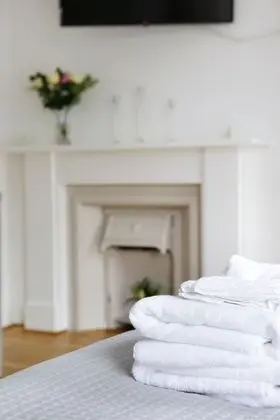 Stüdyo (Chic Opulent Studio By The Beach)