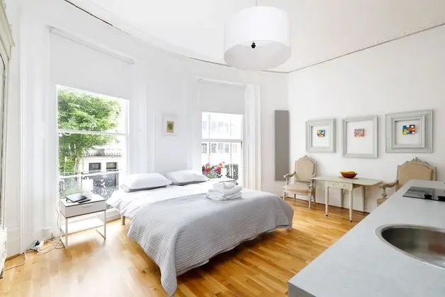 Stüdyo (Chic Opulent Studio By The Beach)