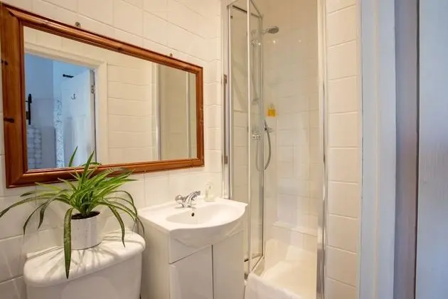 Standard Tek Büyük Yataklı Oda, Banyolu/Duşlu, Deniz Manzaralı (Balcony)