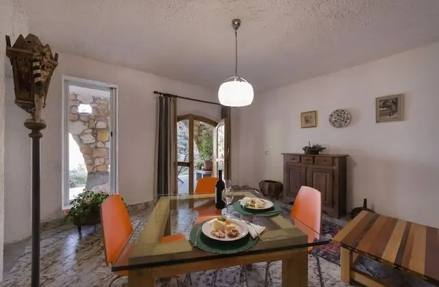 Apart Daire, 1 Yatak Odası, Mutfak, Göl Kenarı