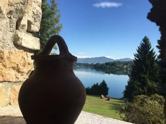 Apart Daire, 2 Yatak Odası, Mutfak, Göl Kenarı