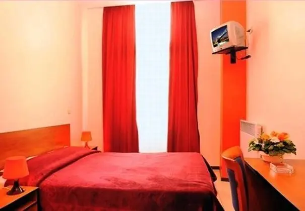 Tek Kişilik Oda