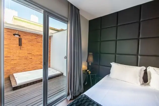 Superior Süit, Sıcak Su Küveti