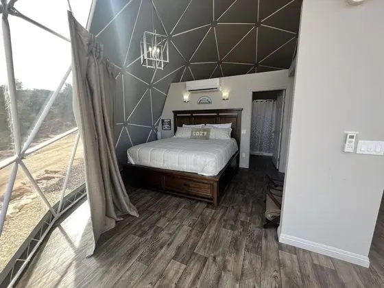 King Luxury Dome 2