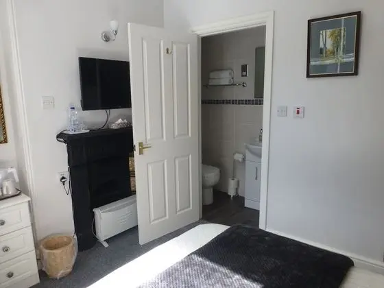 Deluxe Tek Büyük Yataklı Oda, Banyolu/Duşlu, Bahçe Manzaralı
