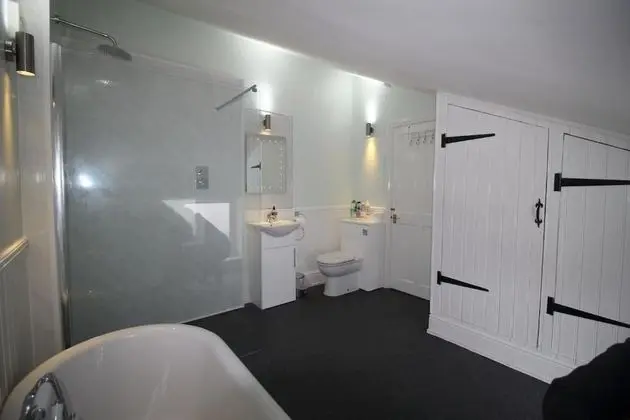 Tek Büyük Yataklı Oda, 1 Büyük (Queen) Boy Yatak, Özel Banyo