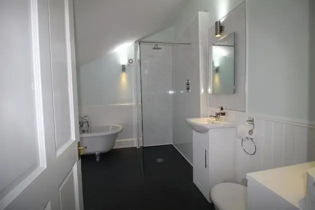 Tek Büyük Yataklı Oda, 1 Büyük (Queen) Boy Yatak, Özel Banyo