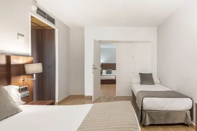 Üç Kişilik Oda (+ Extra bed adult)
