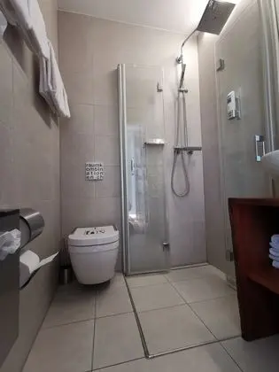 Çift ​​kişilik Standard
