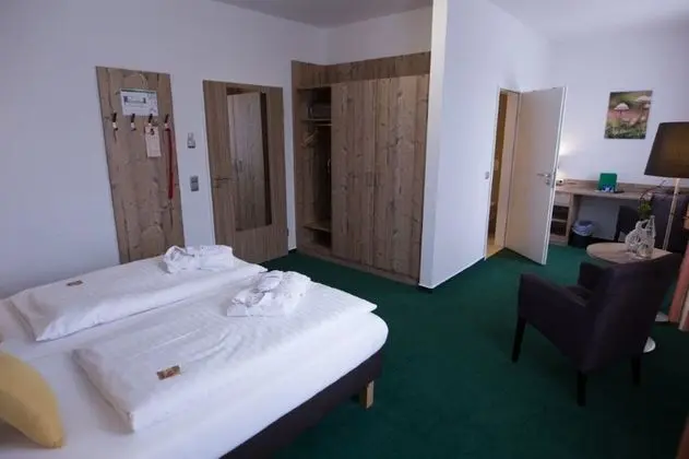 Comfort Tek Büyük Yataklı Oda