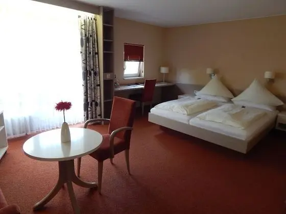 Comfort Tek Büyük Yataklı Oda