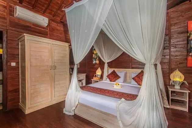 Deluxe Villa