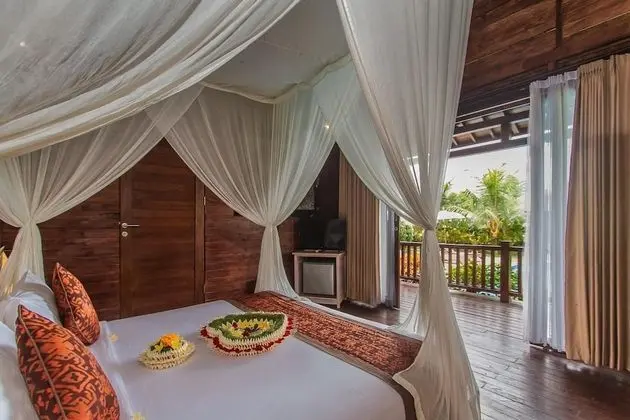 Deluxe Villa