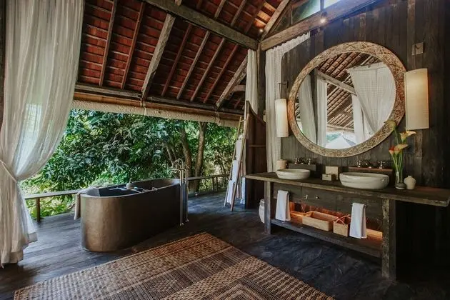 Rainforest Pool Bale