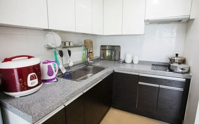 Oda (Five Fingers (302))