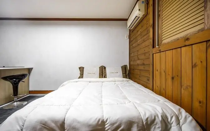 Oda (40m Pension Room)