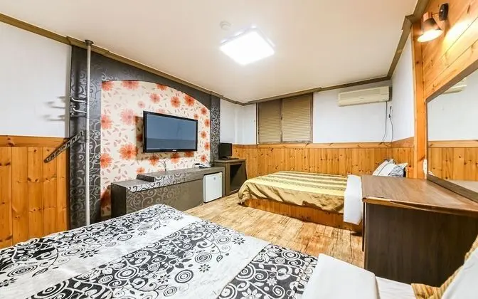 Oda (Deluxe Family Room)